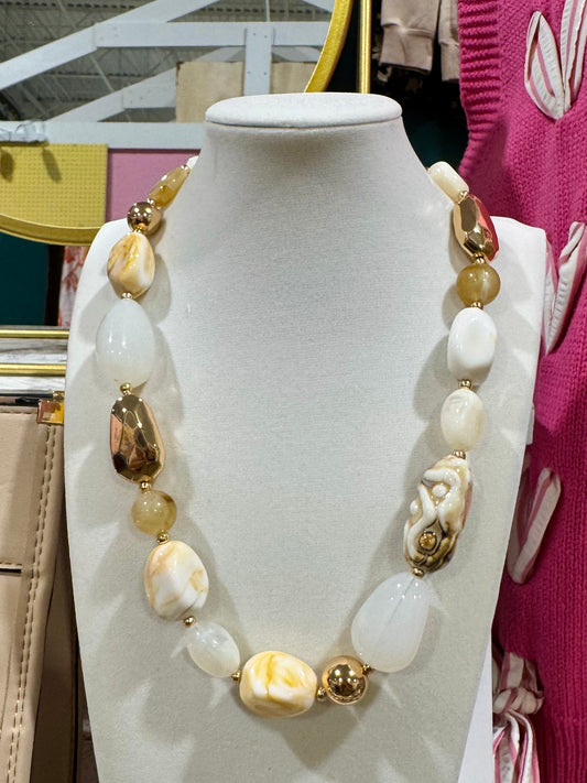 Murphie Necklace