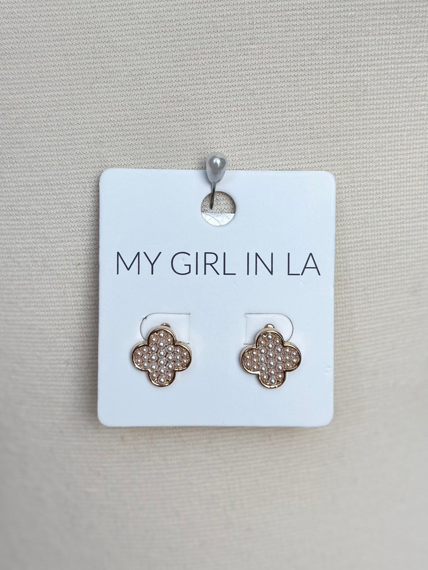 Amanda Pearl Cluster Earrings - Gold
