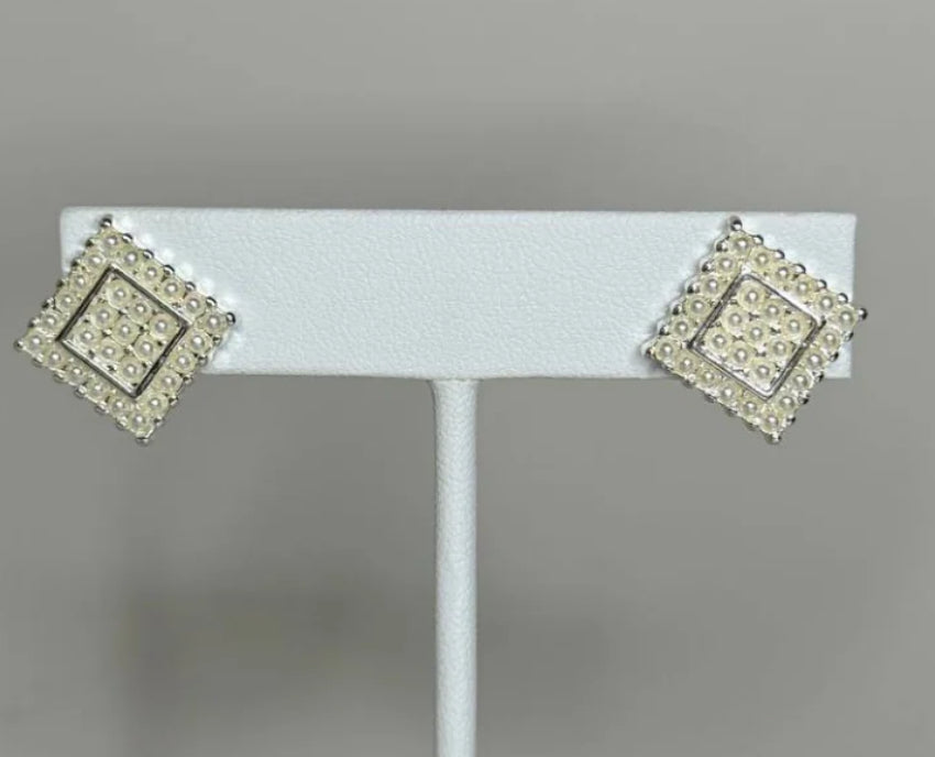 Pearl Pave Earring
